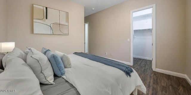 1732 W GAMBIT Trail, Phoenix, AZ 85085