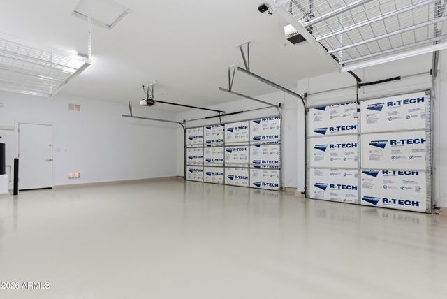 1732 W GAMBIT Trail, Phoenix, AZ 85085