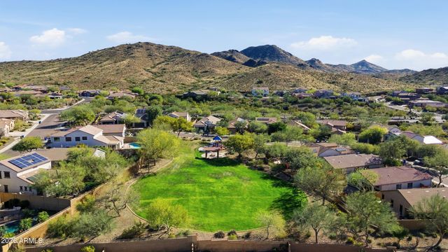 1732 W GAMBIT Trail, Phoenix, AZ 85085