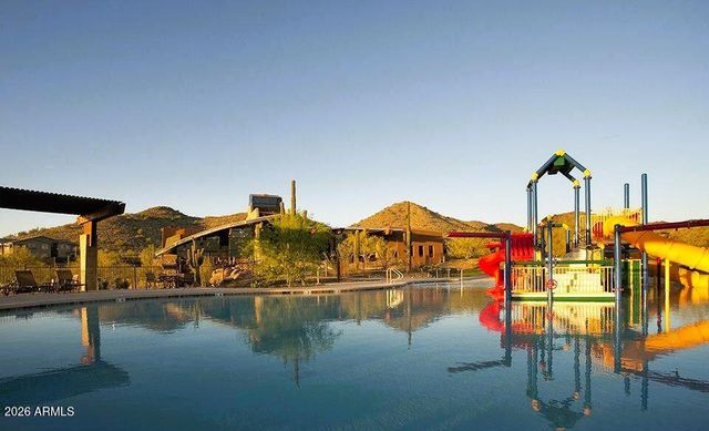 1732 W GAMBIT Trail, Phoenix, AZ 85085