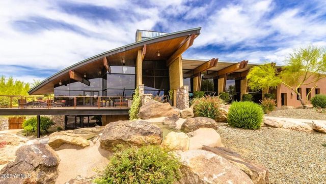 1732 W GAMBIT Trail, Phoenix, AZ 85085