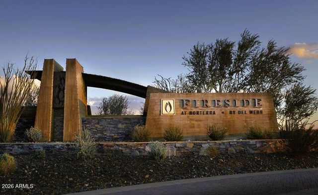 1732 W GAMBIT Trail, Phoenix, AZ 85085