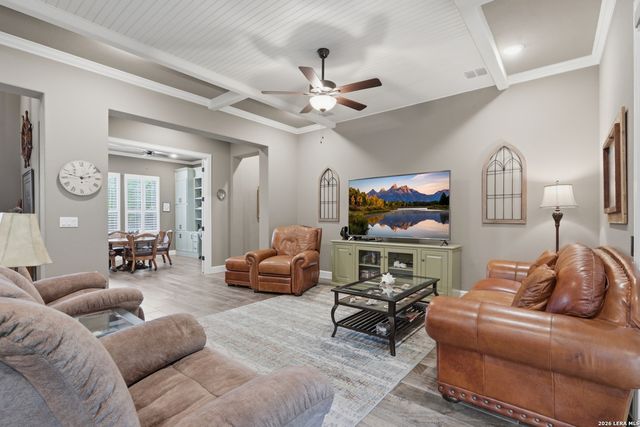 808 DANCING OAK LN, San Marcos, TX 78666