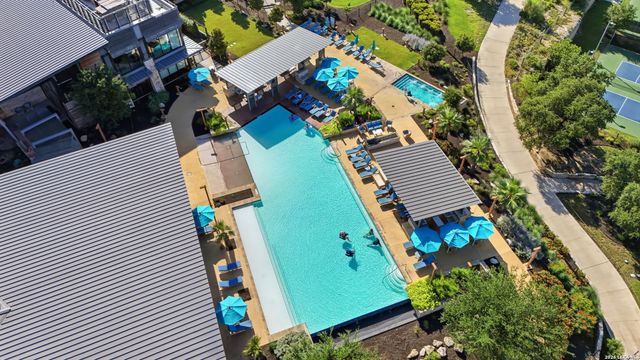 808 DANCING OAK LN, San Marcos, TX 78666