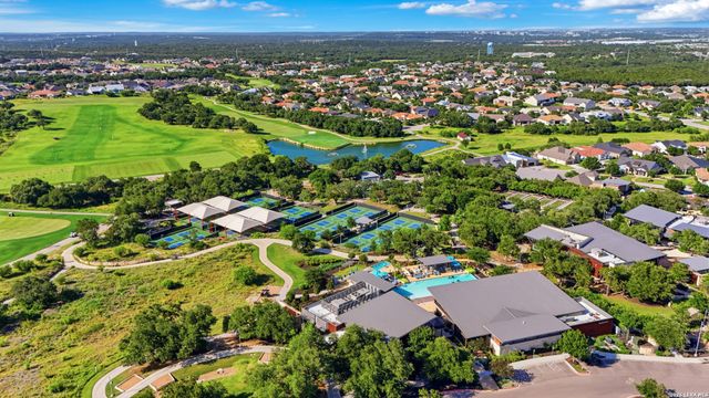 808 DANCING OAK LN, San Marcos, TX 78666