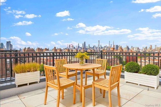 2525 31st Avenue 7A, Astoria, NY 11106