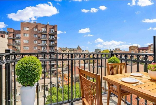 2525 31st Avenue 7A, Astoria, NY 11106