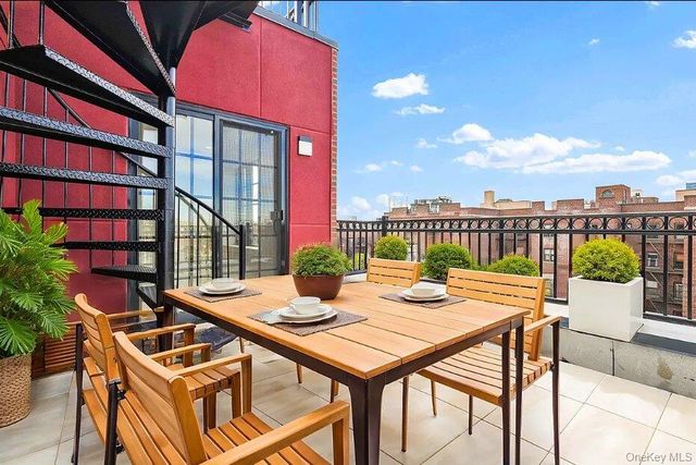 2525 31st Avenue 7A, Astoria, NY 11106