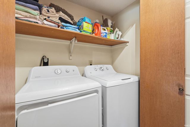 10701 Trade Wind Court, Fort Wayne, IN 46825