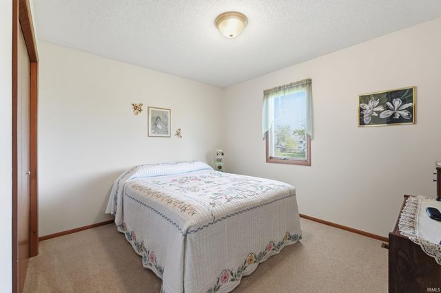 10701 Trade Wind Court, Fort Wayne, IN 46825