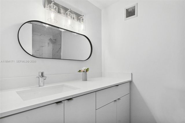 1200 West Ave 528, Miami Beach, FL 33139