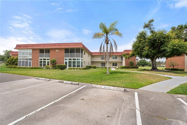 33 Pine Arbor Lane 102, Vero Beach, FL 32962