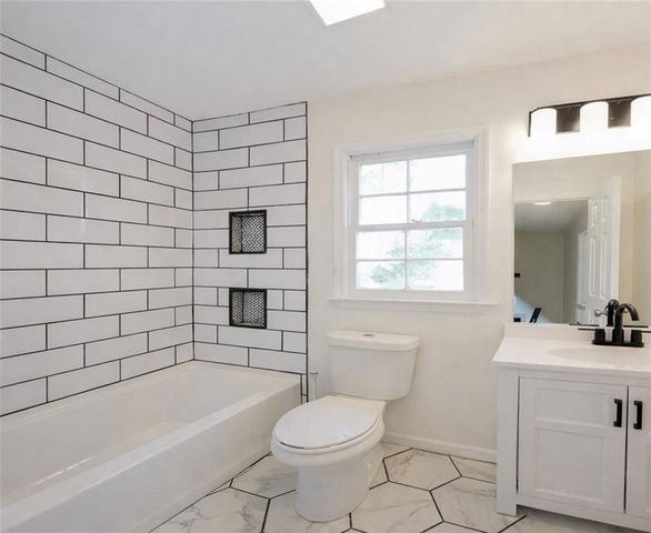 4897 Muirwood Drive, Powder Springs, GA 30127