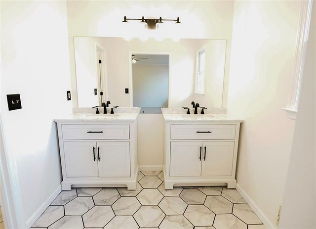 4897 Muirwood Drive, Powder Springs, GA 30127