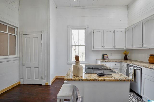 1715 WALNUT STREET, Centreville, AL 35042