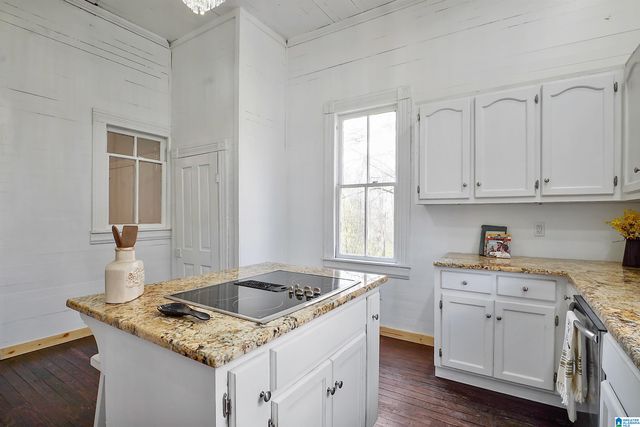 1715 WALNUT STREET, Centreville, AL 35042