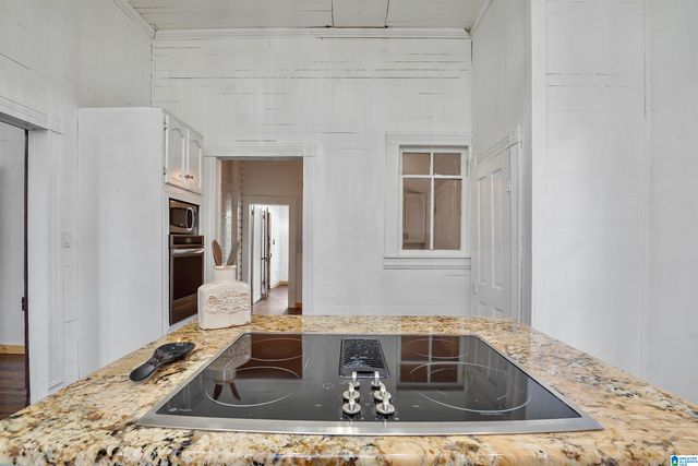 1715 WALNUT STREET, Centreville, AL 35042