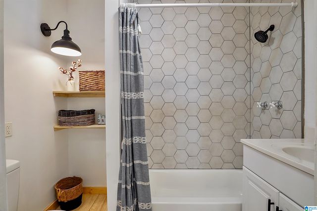 1715 WALNUT STREET, Centreville, AL 35042