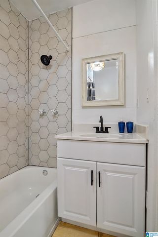 1715 WALNUT STREET, Centreville, AL 35042