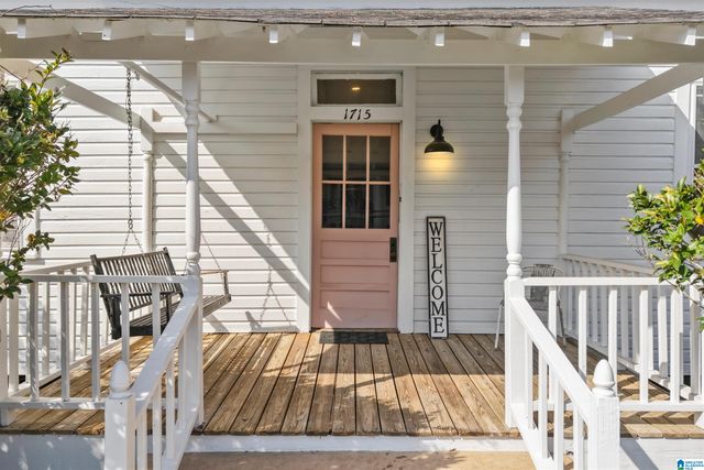 1715 WALNUT STREET, Centreville, AL 35042