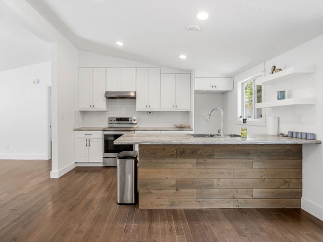 5790 New Cut Rd, Inman, SC 29349