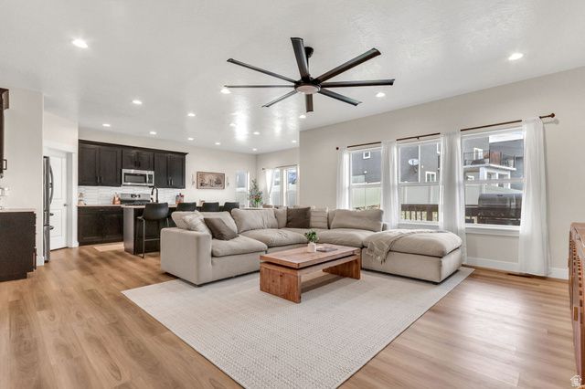 1787 S SAWTOOTH BLVD, Santaquin, UT 84655