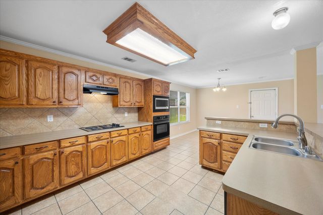 1100 Camelot Drive, Wylie, TX 75098