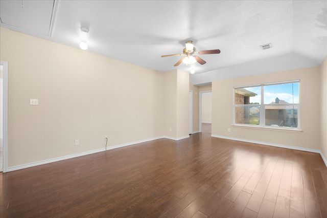 1100 Camelot Drive, Wylie, TX 75098