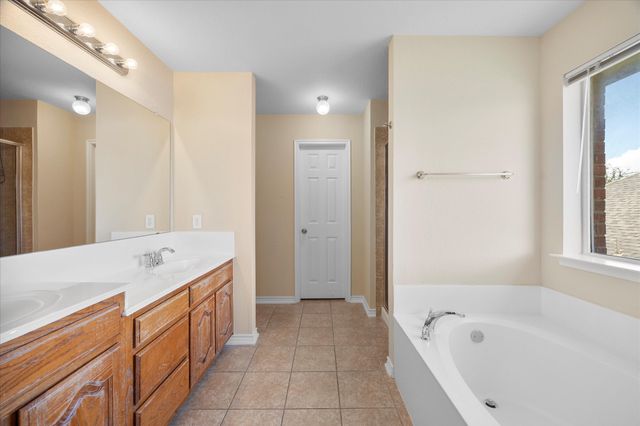 1100 Camelot Drive, Wylie, TX 75098