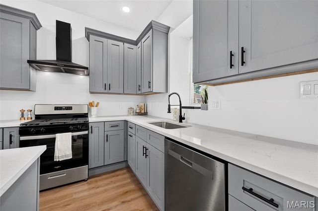 6823 Minnesota Avenue, St Louis, MO 63111