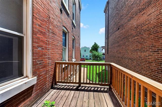 6823 Minnesota Avenue, St Louis, MO 63111