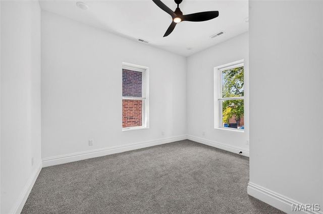 6823 Minnesota Avenue, St Louis, MO 63111