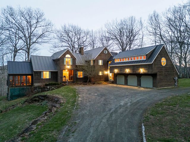 114 Oak Ridge Way, Woodstock, VT 05091