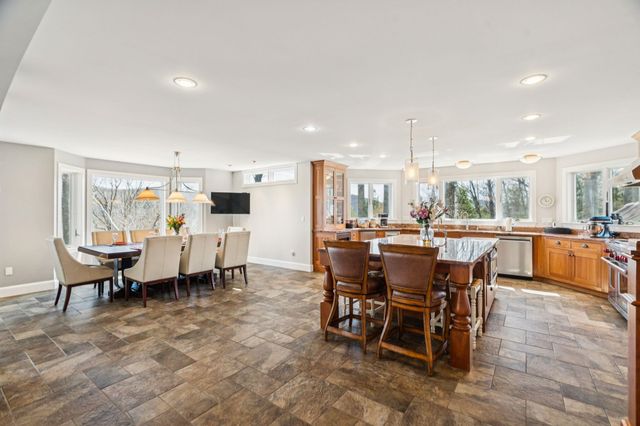 114 Oak Ridge Way, Woodstock, VT 05091