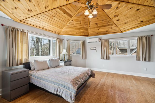 114 Oak Ridge Way, Woodstock, VT 05091