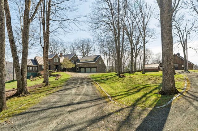 114 Oak Ridge Way, Woodstock, VT 05091