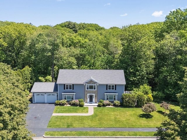 32 Lauricella Lane, Waltham, MA 02452