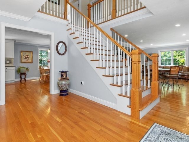 32 Lauricella Lane, Waltham, MA 02452