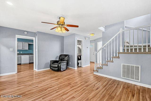 302 Rolling Ridge Lane, Vonore, TN 37885