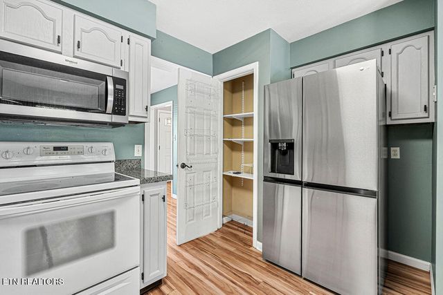 302 Rolling Ridge Lane, Vonore, TN 37885