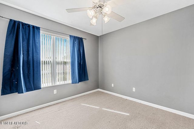 302 Rolling Ridge Lane, Vonore, TN 37885