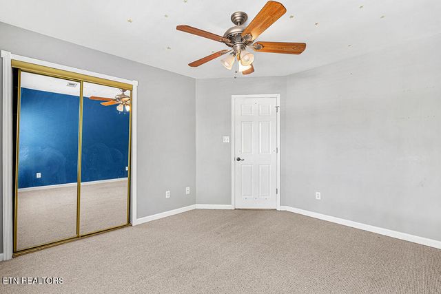 302 Rolling Ridge Lane, Vonore, TN 37885