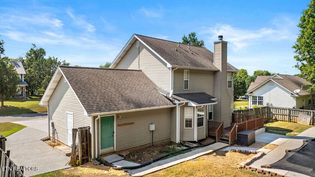 302 Rolling Ridge Lane, Vonore, TN 37885