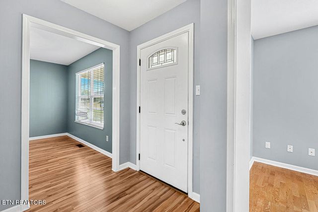 302 Rolling Ridge Lane, Vonore, TN 37885