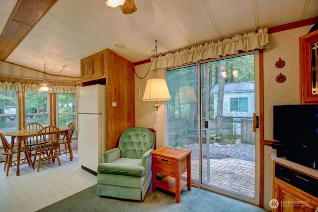 300 Schinn Canyon Drive, Deming, WA 98244