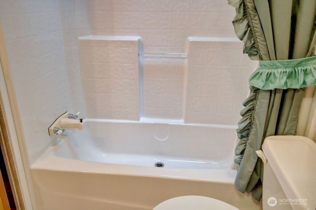 300 Schinn Canyon Drive, Deming, WA 98244