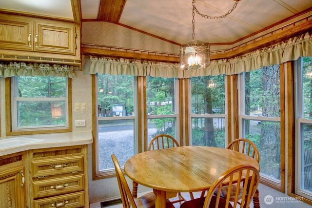 300 Schinn Canyon Drive, Deming, WA 98244