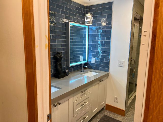 125 Twin Bay Dr, Hendersonville, TN 37075