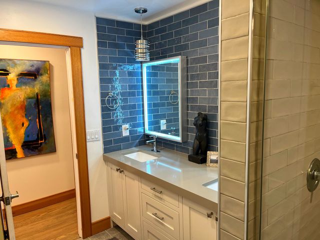 125 Twin Bay Dr, Hendersonville, TN 37075