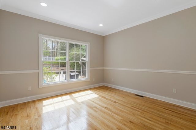 6 Perin Pl, Roxbury Twp., NJ 07876